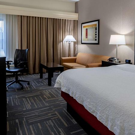Hampton Inn Columbia Exterior photo