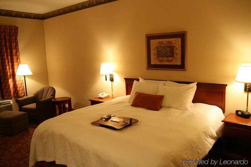 Hampton Inn Columbia Room photo
