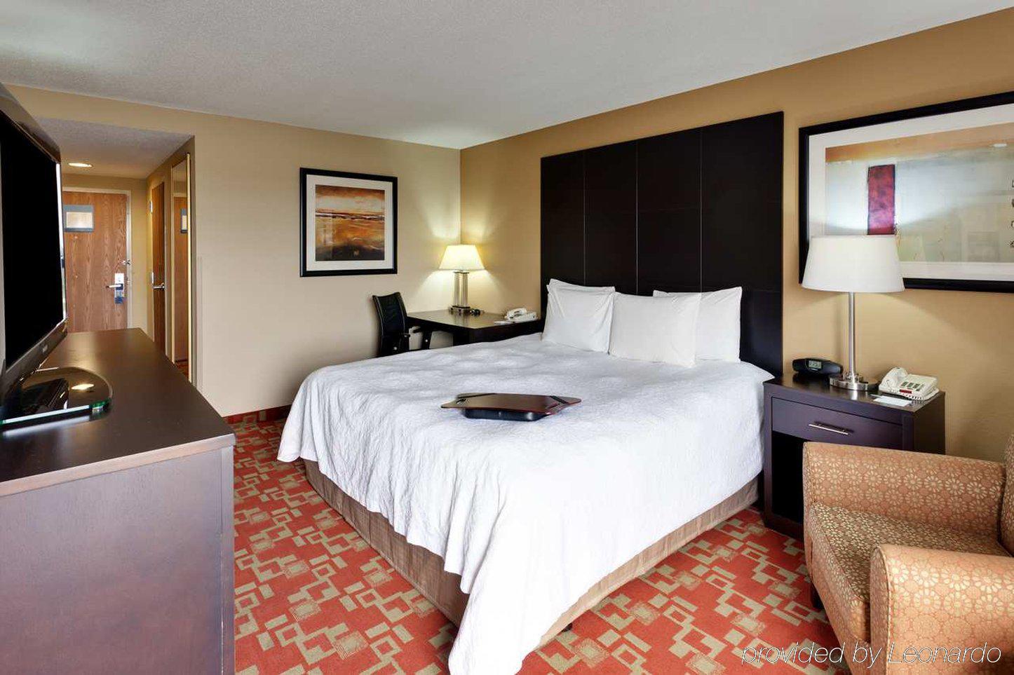 Hampton Inn Columbia Exterior photo