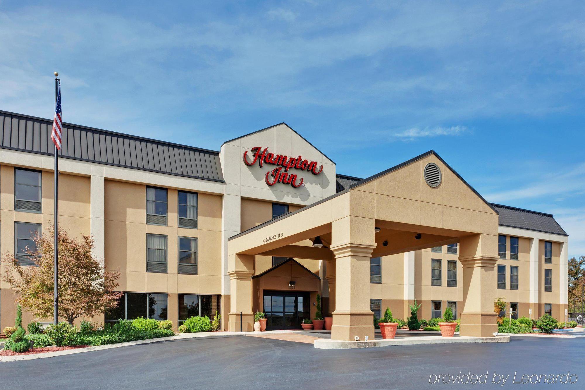 Hampton Inn Columbia Exterior photo
